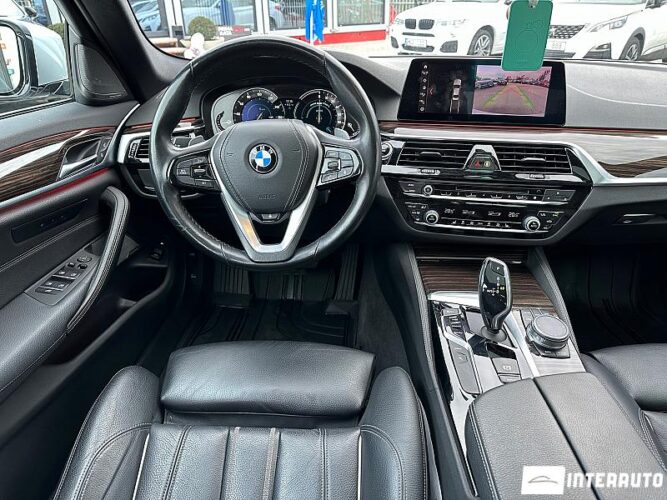 BMW 530e 47 interauto-car