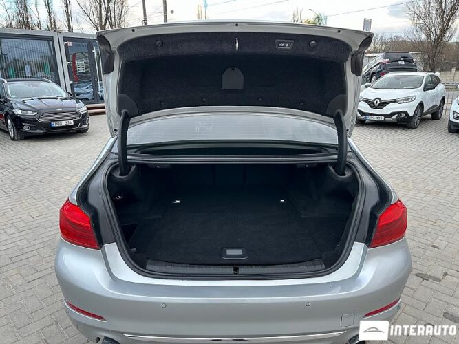 BMW 530e 64 interauto-car