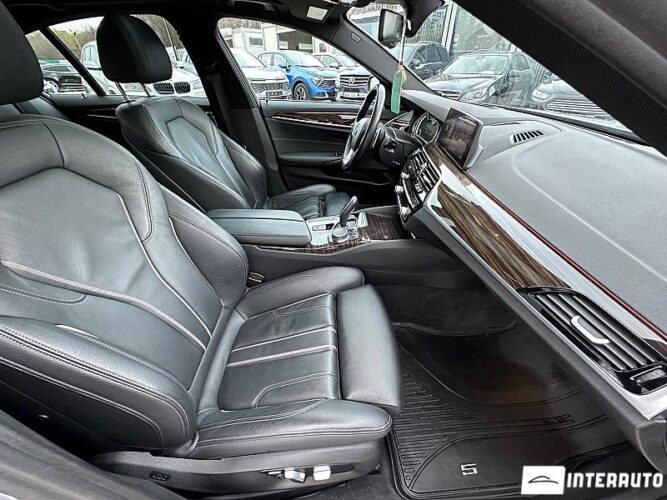 BMW 530e 56 interauto-car