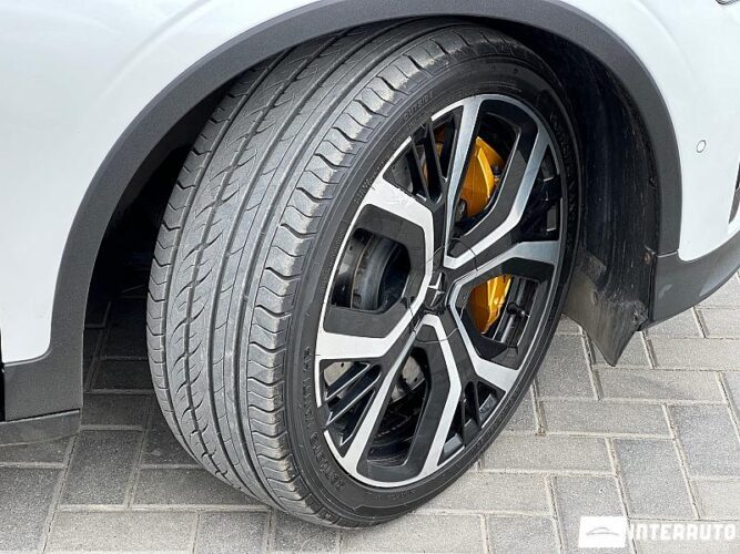 Volvo Polestar 2 60 interauto-car