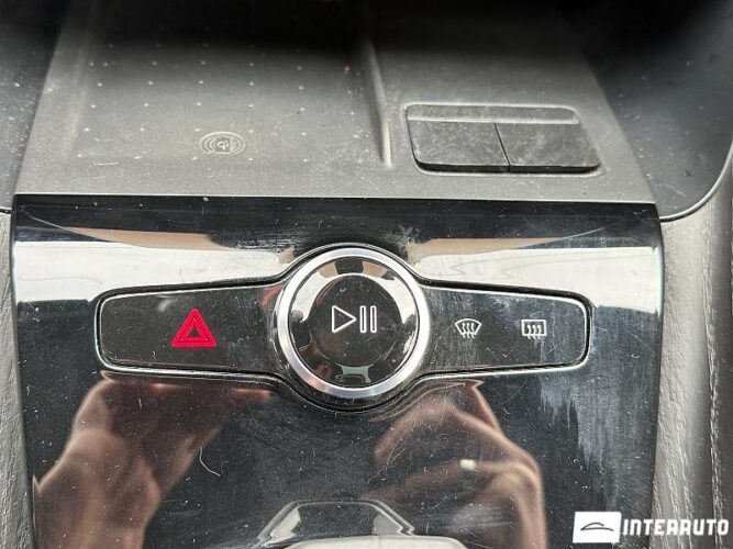 Volvo Polestar 2 52 interauto-car