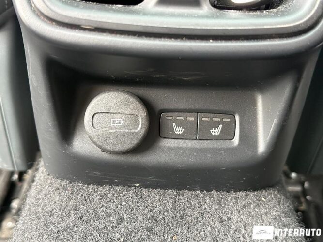 Volvo Polestar 2 55 interauto-car