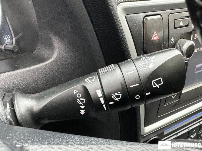 Toyota Auris 45 interauto-car