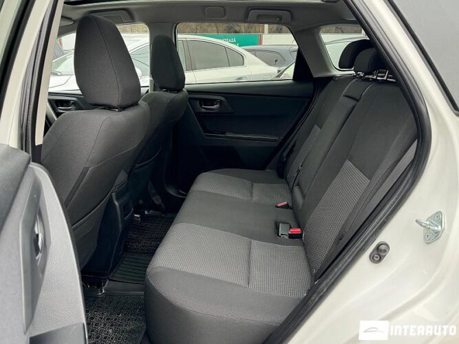 Toyota Auris 50 interauto-car