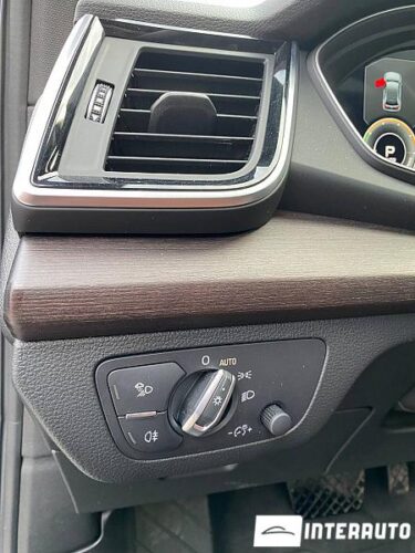 Audi Q5 44 interauto-car