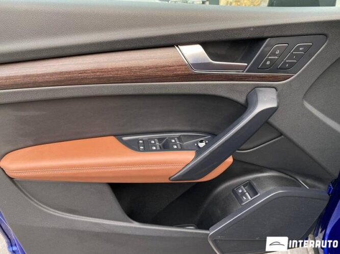 Audi Q5 35 interauto-car