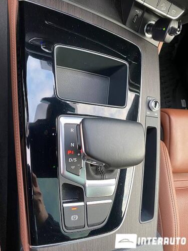 Audi Q5 42 interauto-car