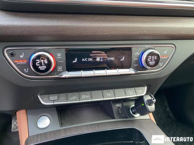 Audi Q5 41 interauto-car