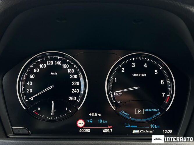 BMW X1 2.5e 41 interauto-car