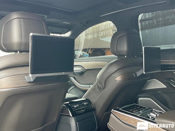 Audi A8 42 interauto-car