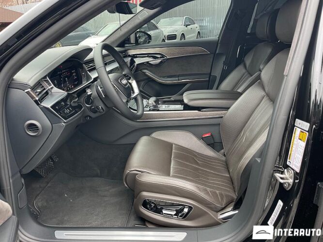 Audi A8 40 interauto-car