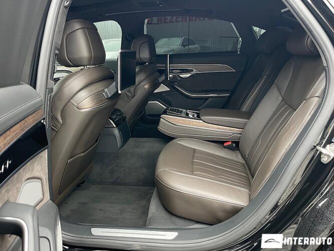 Audi A8 41 interauto-car