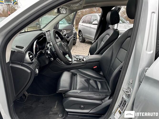 Mercedes GLC 300 37 interauto-car