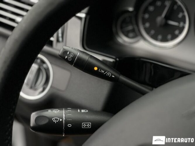 Mercedes E 250 38 interauto-car