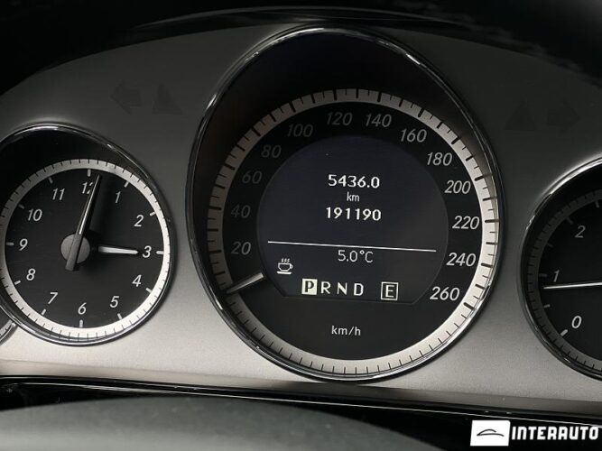 Mercedes E 250 36 interauto-car