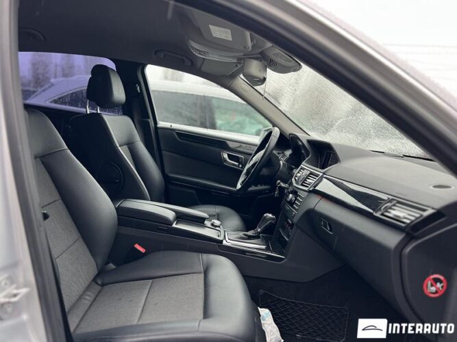 Mercedes E 250 42 interauto-car