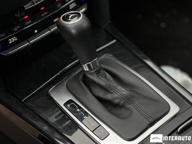 Mercedes E 250 41 interauto-car