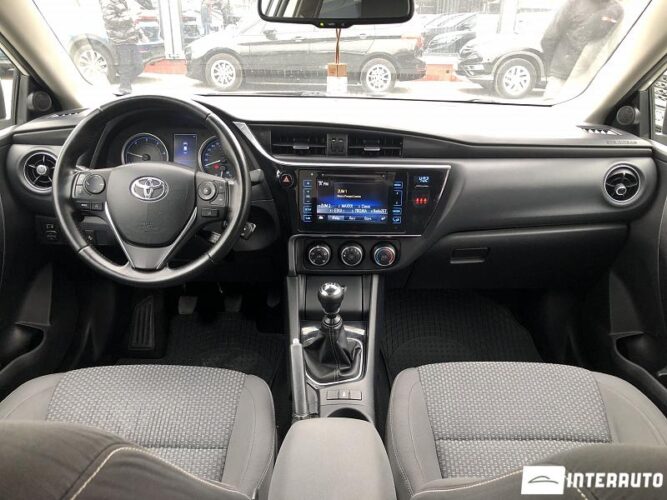 Toyota Corolla 35 interauto-car