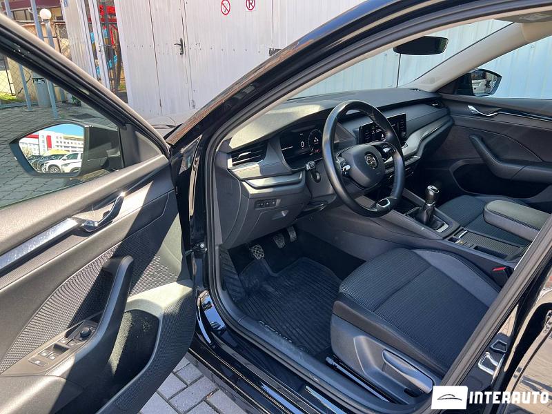 Skoda Octavia 16 automobil-interauto