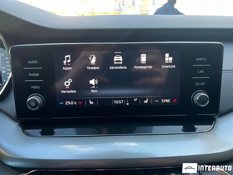 Skoda Octavia 19 automobil-interauto