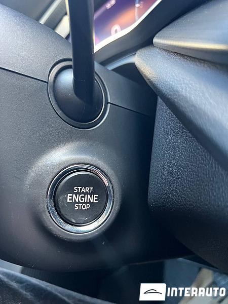 Skoda Octavia 25 automobil-interauto