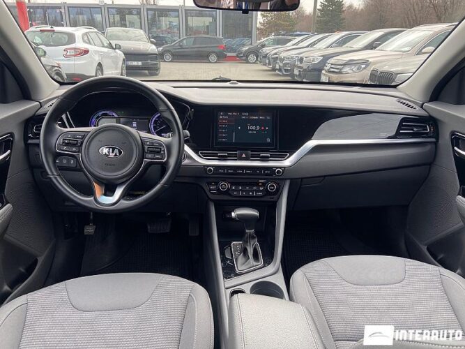 Kia Niro 44 interauto-car