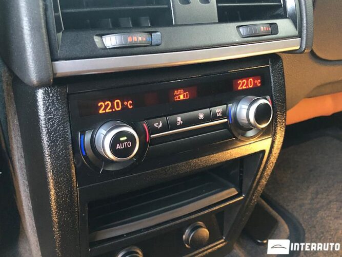 BMW X5 3.5i 47 interauto-car