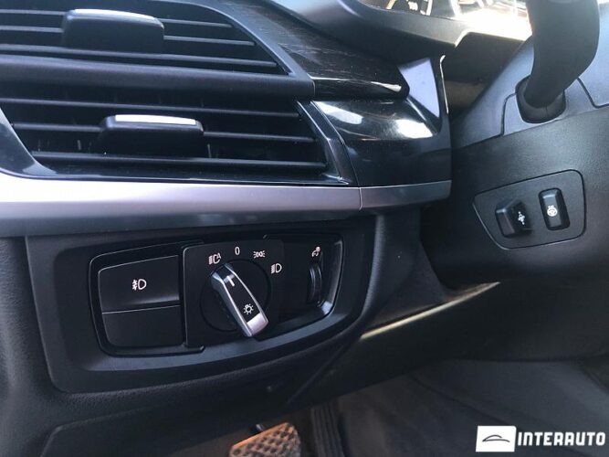 BMW X5 3.5i 39 interauto-car