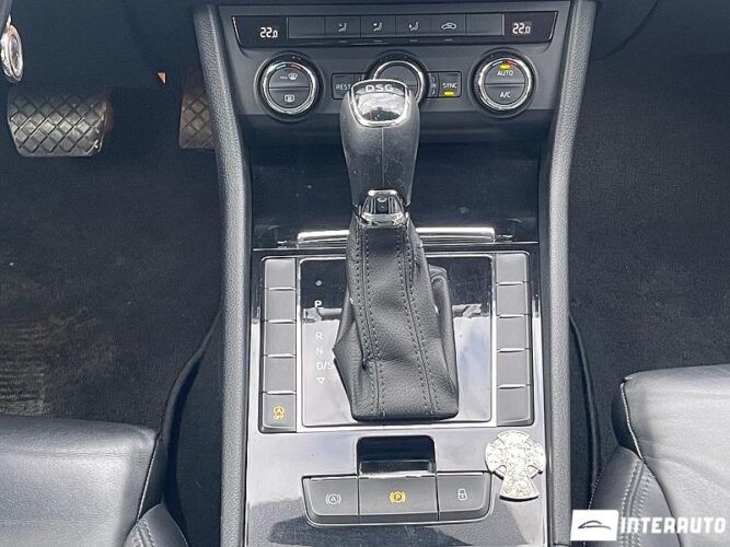 Skoda Superb 44 interauto-car