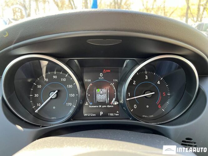 Jaguar XE 43 interauto-car