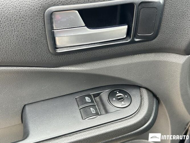 Ford C-MAX 33 interauto-car