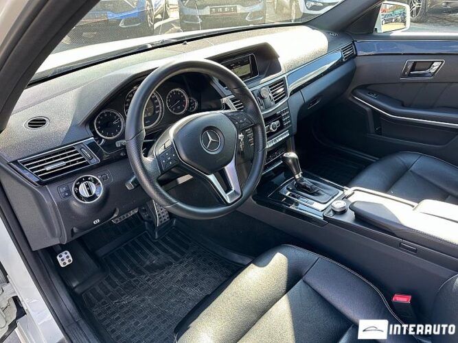 Mercedes E 200 42 interauto-car