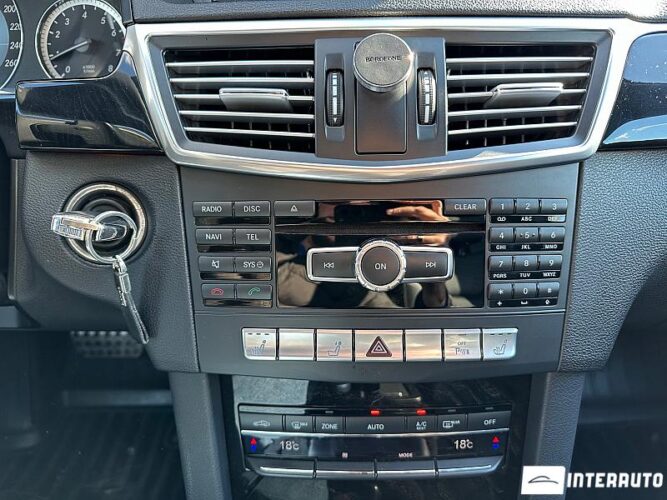 Mercedes E 200 49 interauto-car