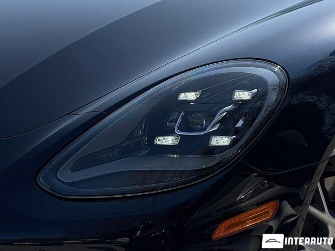 Porsche Panamera 4 46 interauto-car