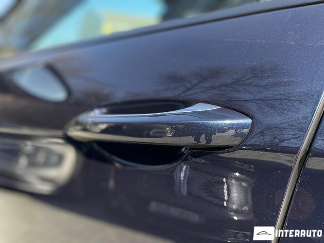 Porsche Panamera 4 49 interauto-car