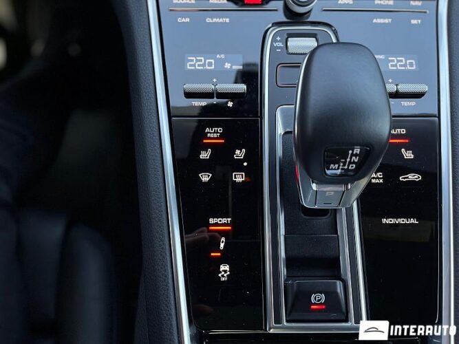 Porsche Panamera 4 63 interauto-car