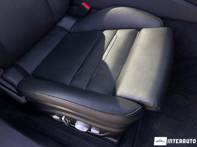 Porsche Panamera 4 65 interauto-car