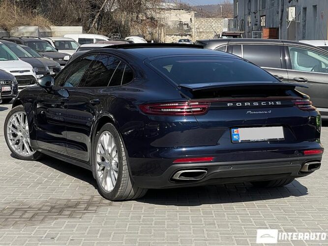 Porsche Panamera 4 45 interauto-car