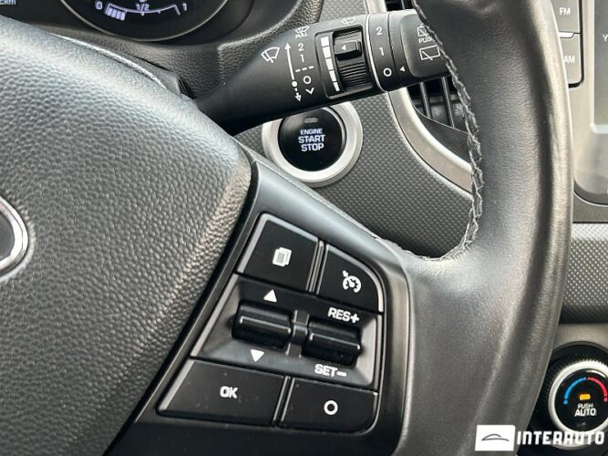 Hyundai Creta 40 interauto-car