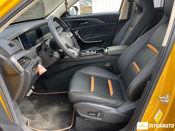 Faw Bestune T77 38 interauto-car