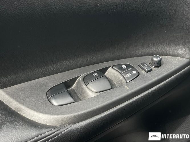 Nissan Pulsar 39 interauto-car