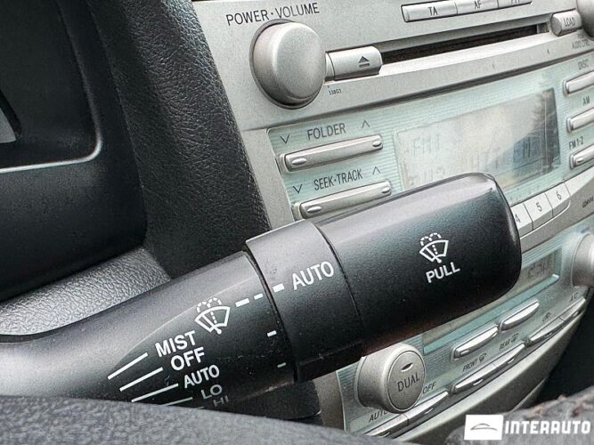 Toyota Camry 46 interauto-car