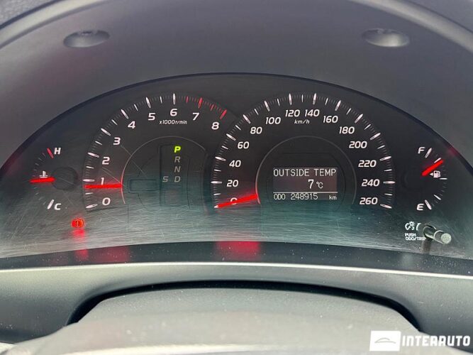 Toyota Camry 45 interauto-car