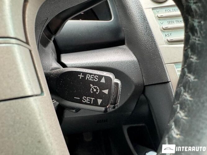 Toyota Camry 44 interauto-car