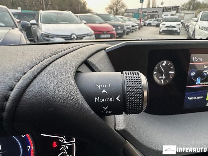 Lexus ES 300h 47 interauto-car