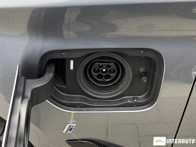 BMW 530e 51 interauto-car