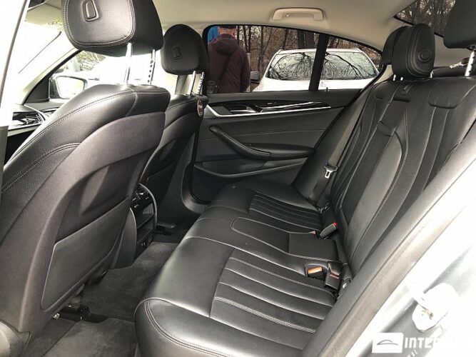 BMW 530e 40 interauto-car