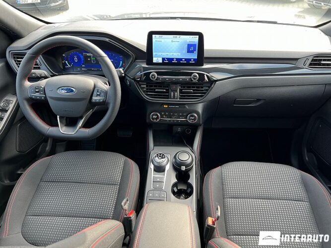 Ford Kuga 41 interauto-car