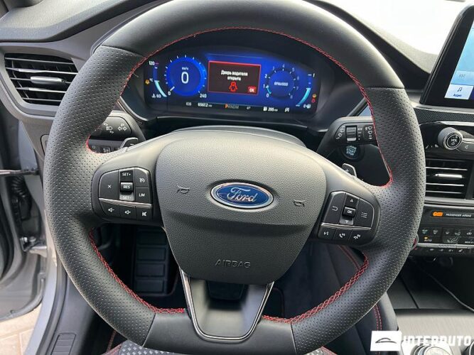 Ford Kuga 42 interauto-car