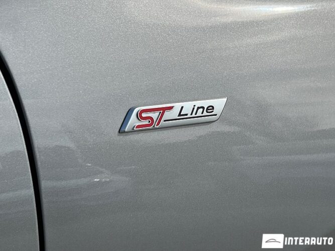 Ford Kuga 38 interauto-car